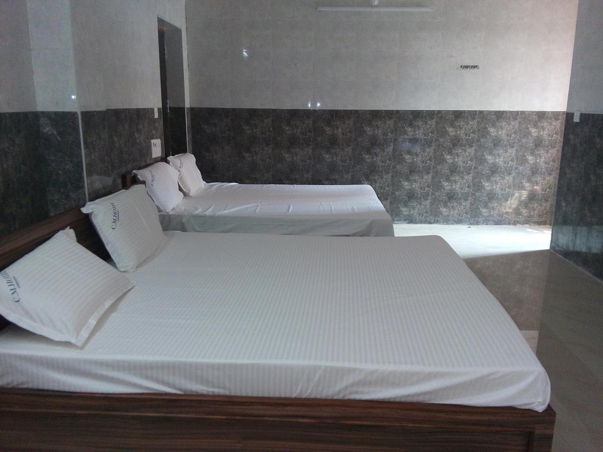 C.M. Hotel Pennagaram ภายนอก รูปภาพ